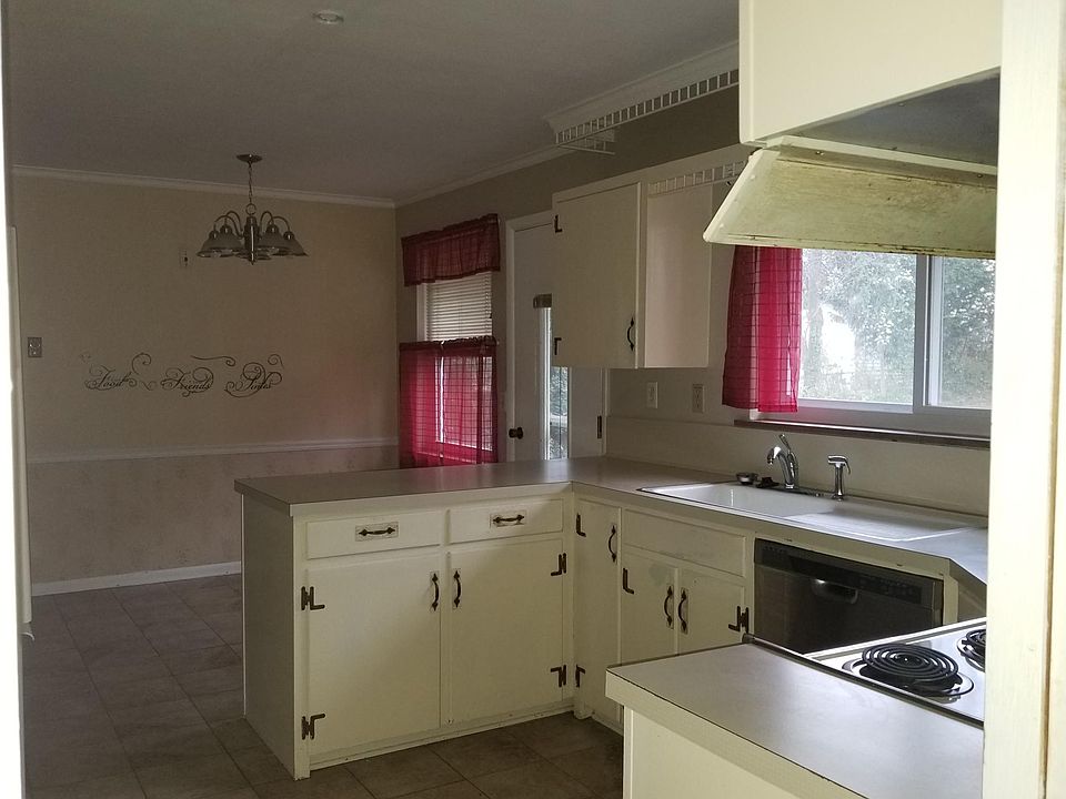 2nd image of 108 Chippewa Rd