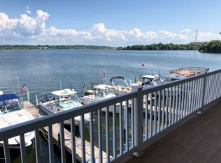 39 Arthur St, Manistee, MI 49660