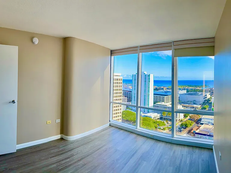 1296 Kapiolani Blvd — Photo 3