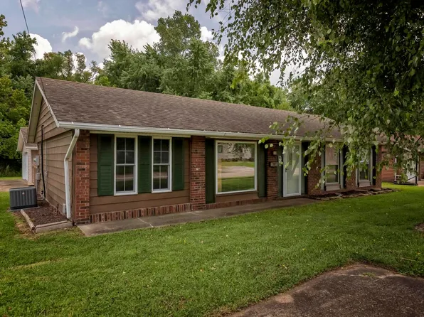 618 N 29th St, Herrin, IL 62948