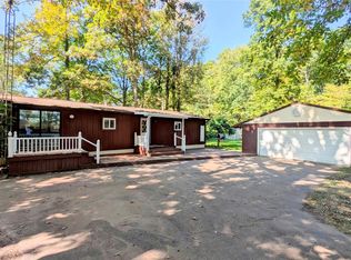 8642 Pine Ct, Clio, MI 48420