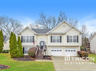 4019 McDowell Dr, Acworth, GA 30101