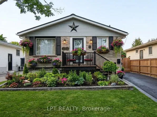 87 Dauphin Ave, Kingston, ON K7K 6B2
