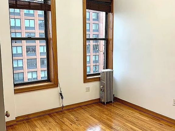 3rd image of 463 4th Ave APT 3R