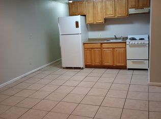 4350 N 6th St #1, Philadelphia, PA 19140