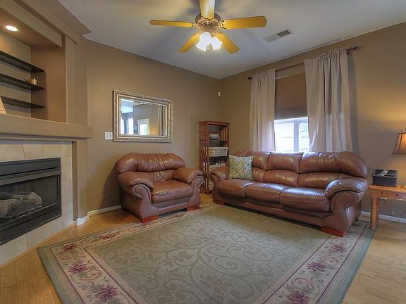 3rd image of 2601 Whiteberry Dr