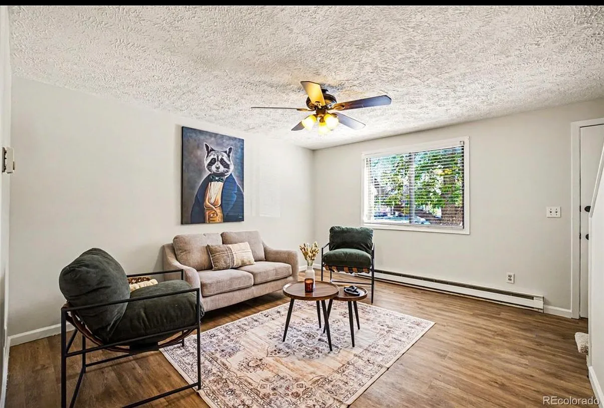 2 bed, 896 sqft, $2,500 — Photo 3