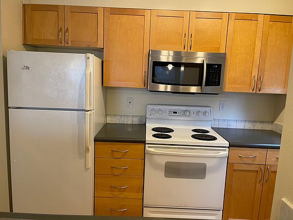 5th image of 118 107th Ave NE Unit B216