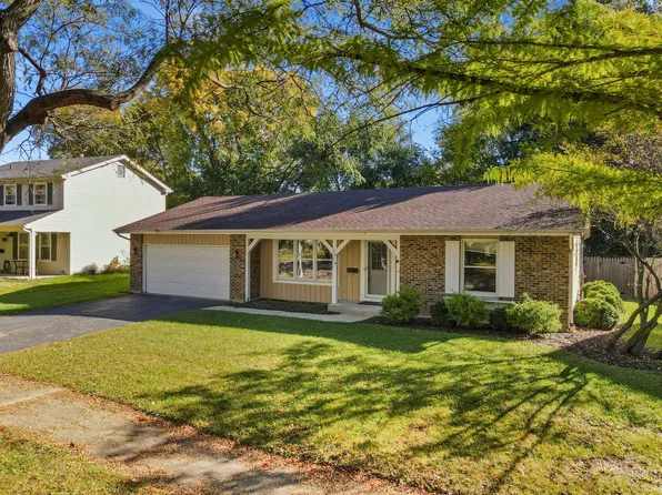 1414 S 7th Ct, Saint Charles, IL 60174