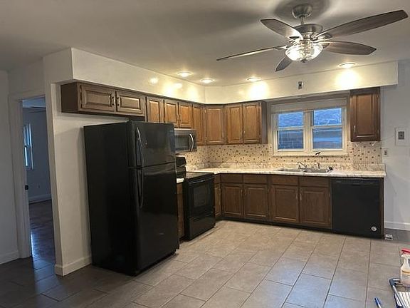 2nd image of 10134 Buffton Dr