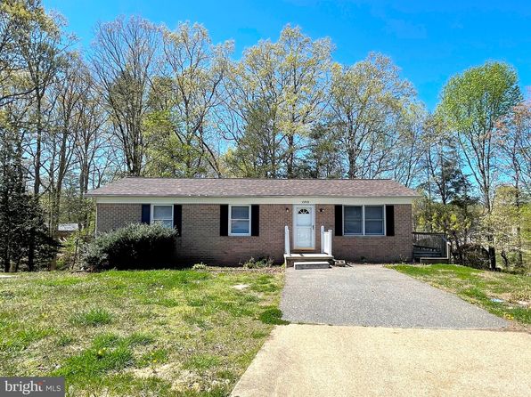45743 Dee Ct