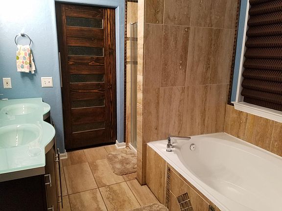 Spa Tub