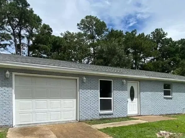 2020 Tulane Dr, Gautier, MS 39553