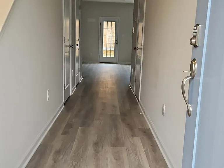 15 Elliot Ln — Photo 2