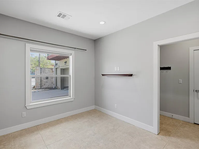 1315 W Anderson Ln #A — Photo 9