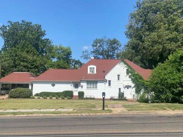 205 N Sampson Ave, Dyersburg, TN 38024