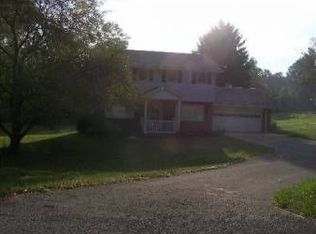 536 Pizza Barn Rd, Blairsville, PA 15717