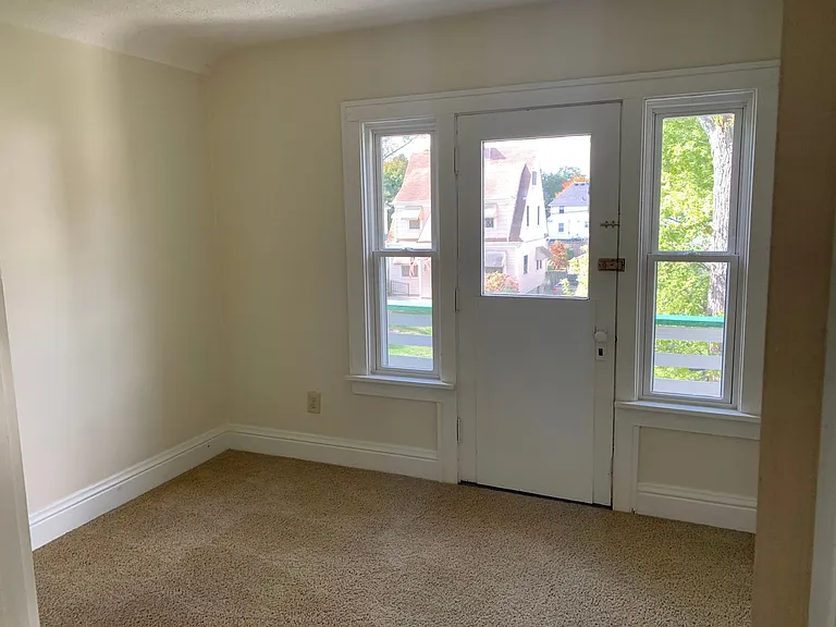 188 S Westgate Ave — Photo 15