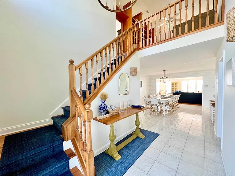 24 Ocean Dr W — Photo 5