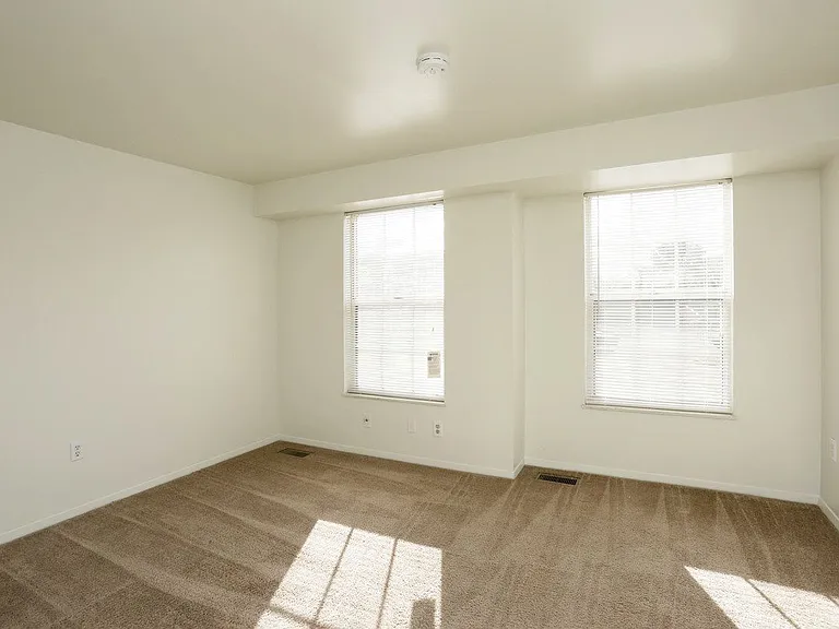 Forest Hills Townhomes — Photo 19