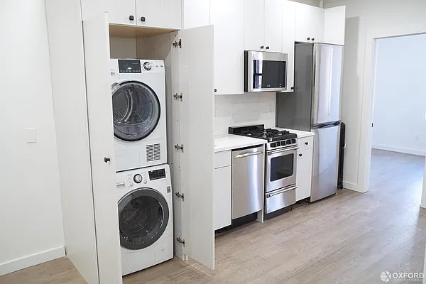 Rented by Oxford Property Group | media 12