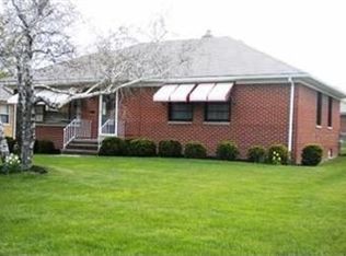 2715 Forestview Ave, Rocky River, OH 44116