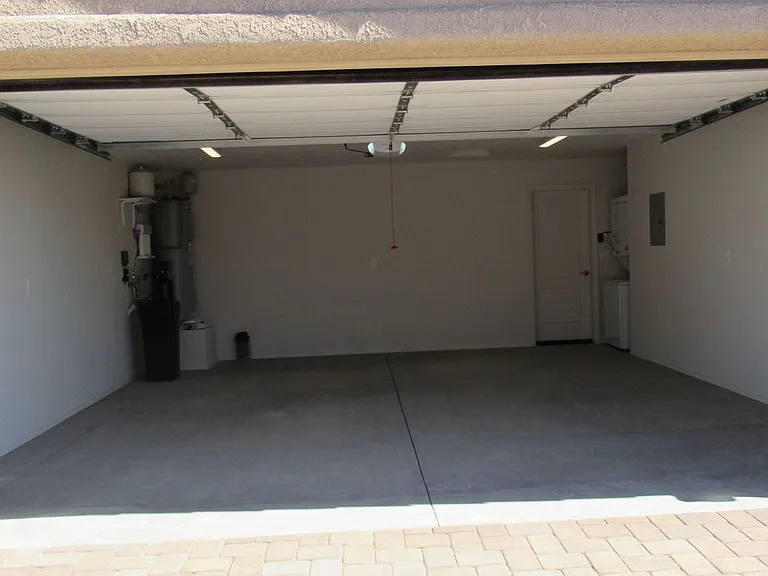 2495 Palisades Dr #B-101-102 — Photo 21