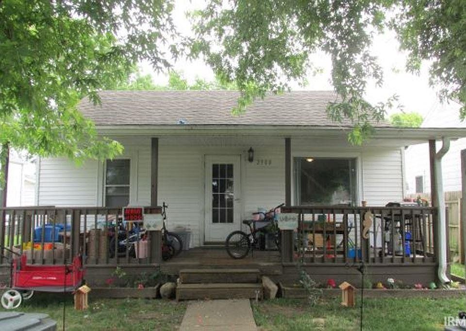 1st image of 2908 S Vine St