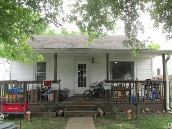 2908 S Vine St, Muncie, IN 47302