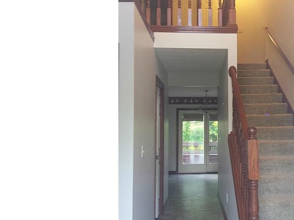 5th image of 44764 Buckeye Dr