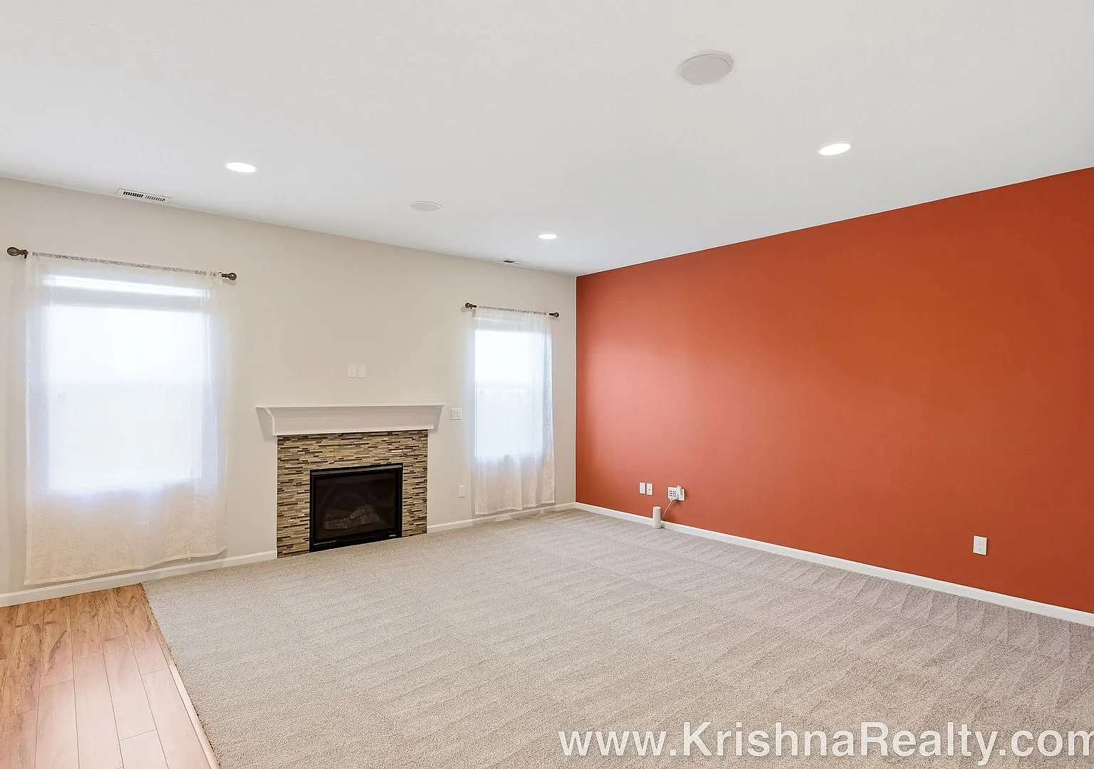 Amazing 4 Bed | 2.5 Bath Single-Family Home in Enchantment Glen | Large Media/Bonus Room | Prime ... — Photo 4
