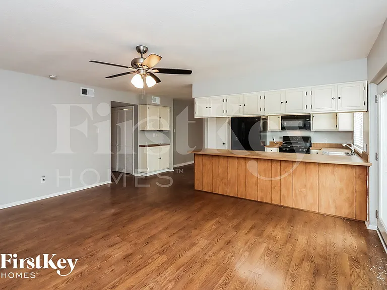 2231 Anthony Hay Ln — Photo 5