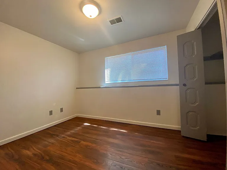 4160 W 74th Ave — Photo 16
