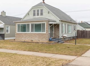 1902 Milburn Blvd, Mishawaka, IN 46544