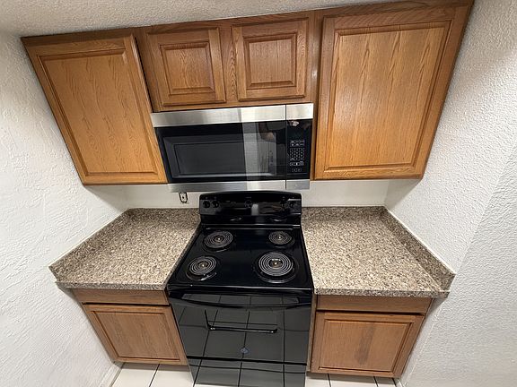 2nd image of 500 Rockpit Rd APT 12