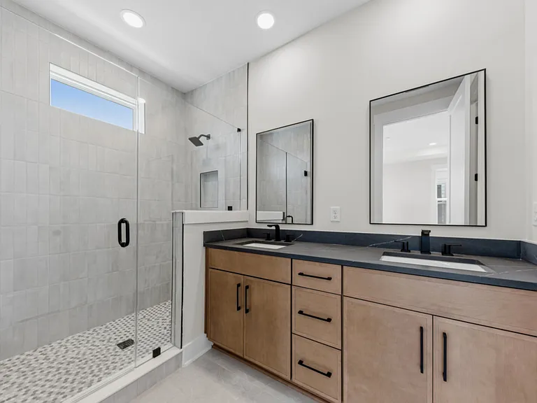 2054 Prudential Dr — Photo 19