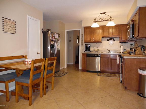 4th image of 10630 Casa Grande Dr