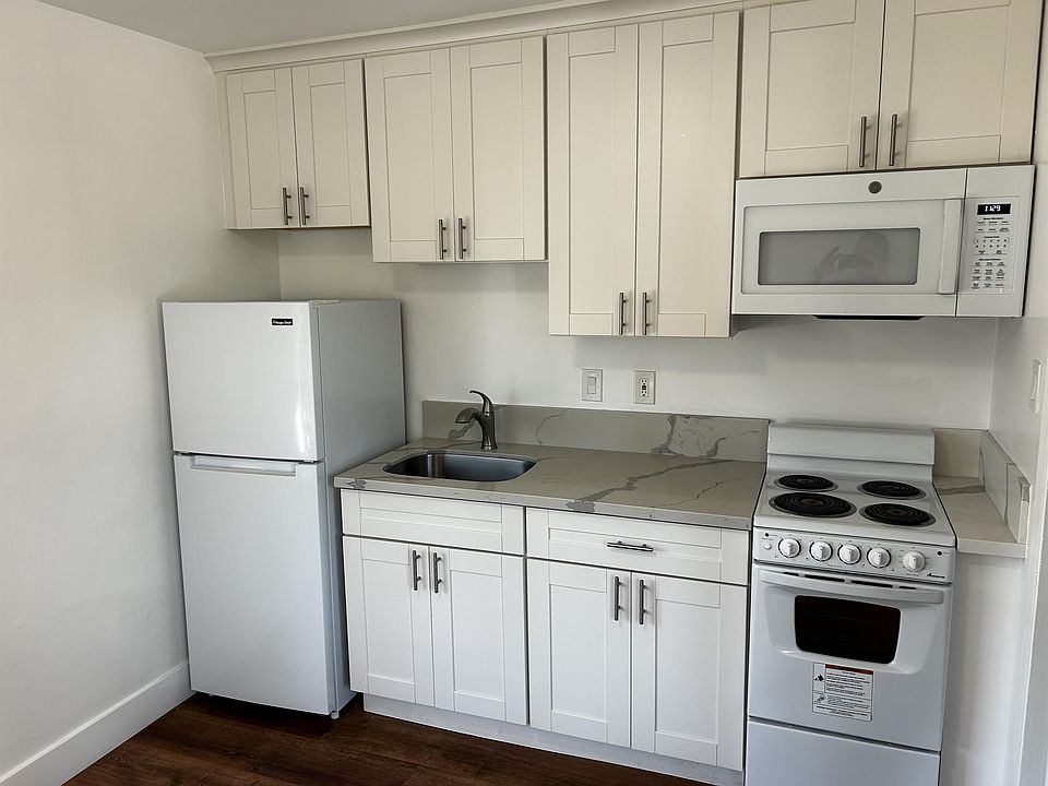 1st image of 1611 Oxford St #4