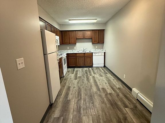 3rd image of 1133 G St #3