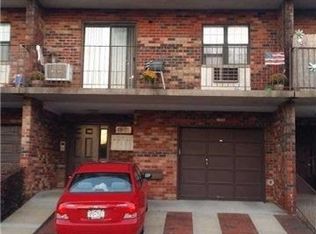 6903 242nd St, Douglaston, NY