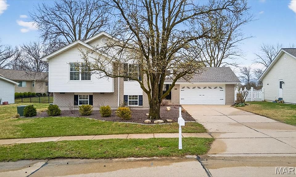 1st image of 16858 Babler View Dr