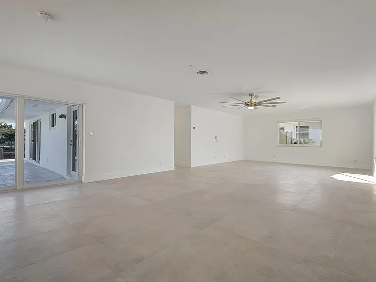 1478 NE 57th Ct — Photo 26