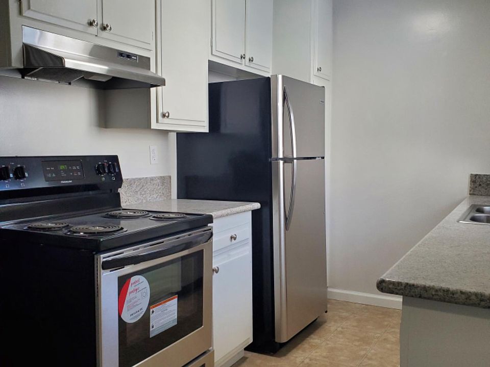1st image of 11922 Kling St #106