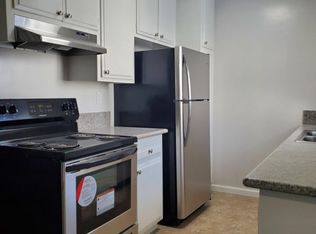 11922 Kling St #106, Valley Village, CA 91607