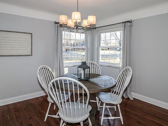 5th image of 7881 Gwenwyn Dr