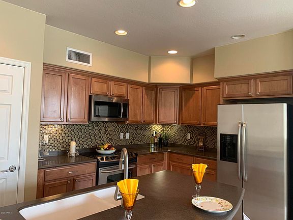 2nd image of 2141 W Tallgrass Trl