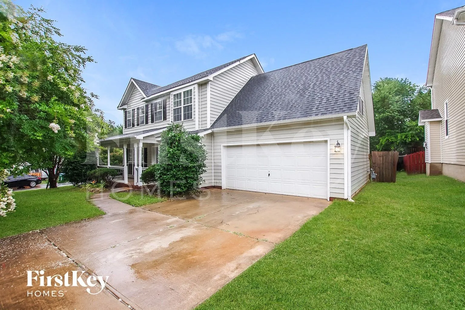 4 bed, 2.5 bath, 1689 sqft, $2,560 — Photo 2