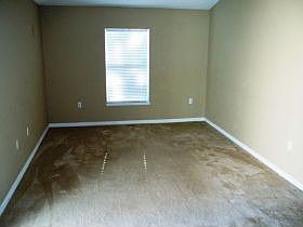 3rd image of 50 Londonderry Dr