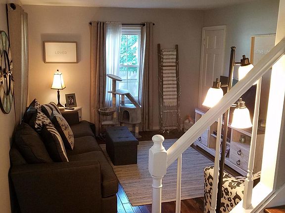 4th image of 1563 Winchester Dr