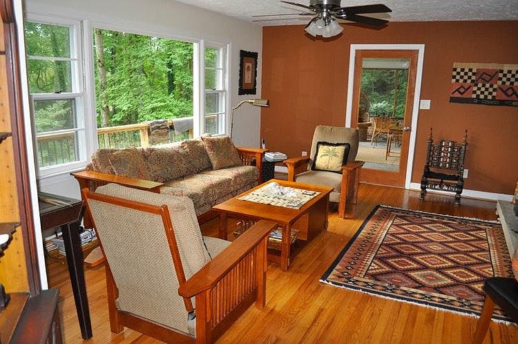 Living Room (Mountain View)